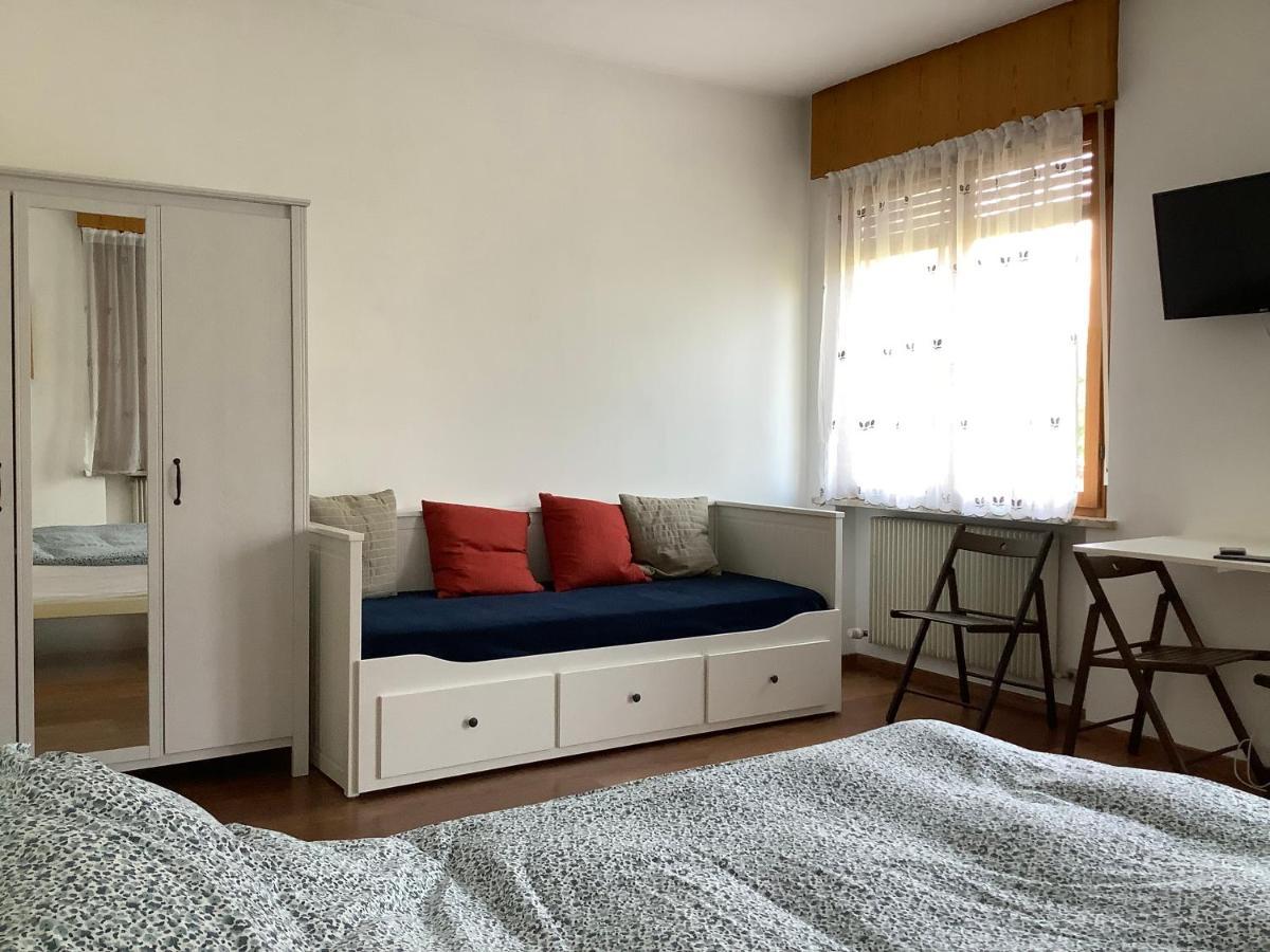 トレント Marzola Bed & Breakfast エクステリア 写真